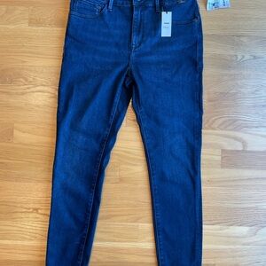 Women's MAVI high waist dark wash TESS Tencel skinny jeans, Size 27. 10” Rise.